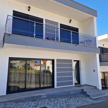C - Delightful 2 Bedroom Vacation Home Machico  Exterior foto